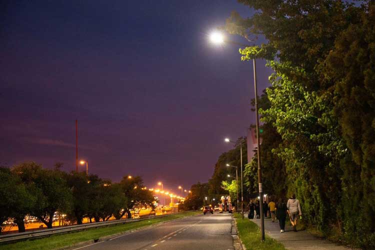 San Isidro: Más de 300 luminarias LED renovadas en colectoras y accesos de Panamericana