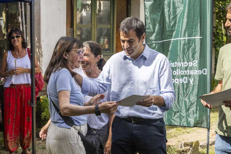 Ramón Lanús encabezó la entrega de diplomas del programa de inclusión Los Huerteros