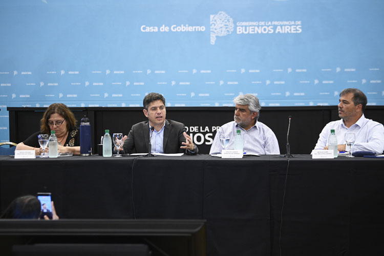 Axel Kicillof: “El lugar de los chicos es la escuela, no el trabajo”