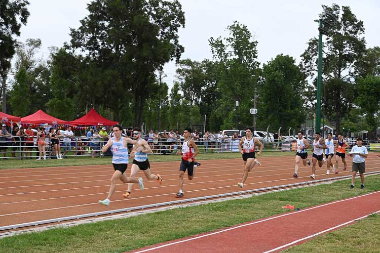 Tigre recibió el Torneo Clausura 2025 de la Federación Atlética Metropolitana.