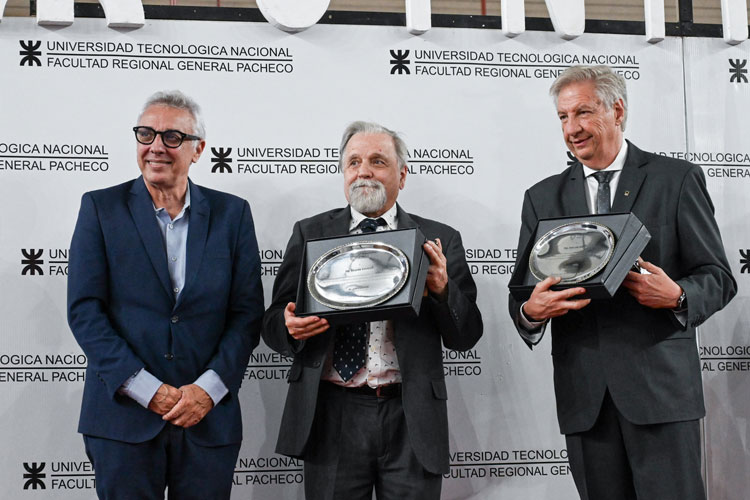 Julio Zamora acompañó la asunción de nuevas autoridades en la UTN Regional General Pacheco