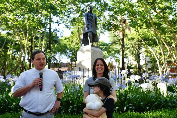 Soledad Martínez inauguró la renovada Plaza Vicente López y Planes en Olivos Soledad Martínez inauguró la renovada Plaza Vicente López y Planes en Olivos