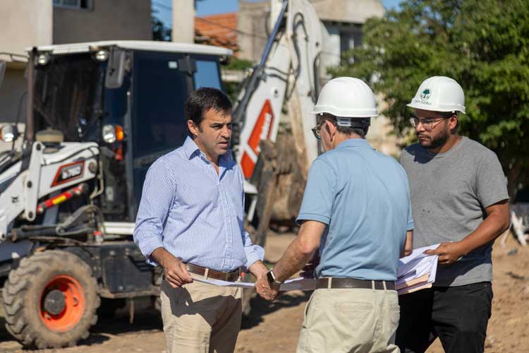 Ramón Lanús supervisó el avance de las obras de integración urbana en Boulogne