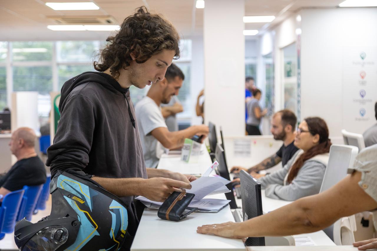 San Isidro agilizó el trámite de la licencia de conducir con turnos online y entrega en menos de una hora