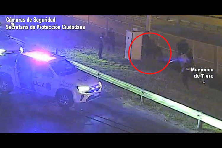 Persecución policial en Don Torcuato: volcó tras huir a alta velocidad y fue detenido