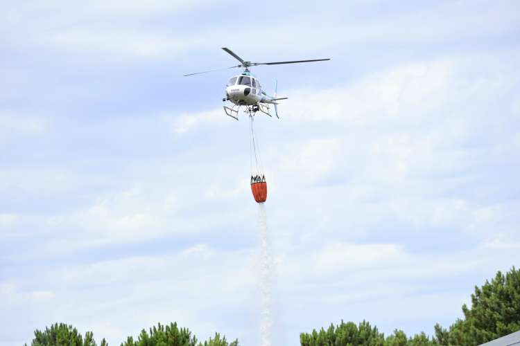 Kicillof participó de una jornada de formación y prevención de incendios forestales en Necochea.