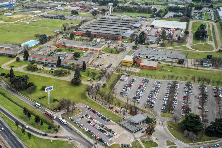 Ford amenaza con cerrar la planta de General Pacheco si no bajan los impuestos a las exportaciones