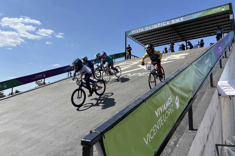 Vicente López recibe la primera fecha del Campeonato Bonaerense de BMX 2026 con más de 400 pilotos