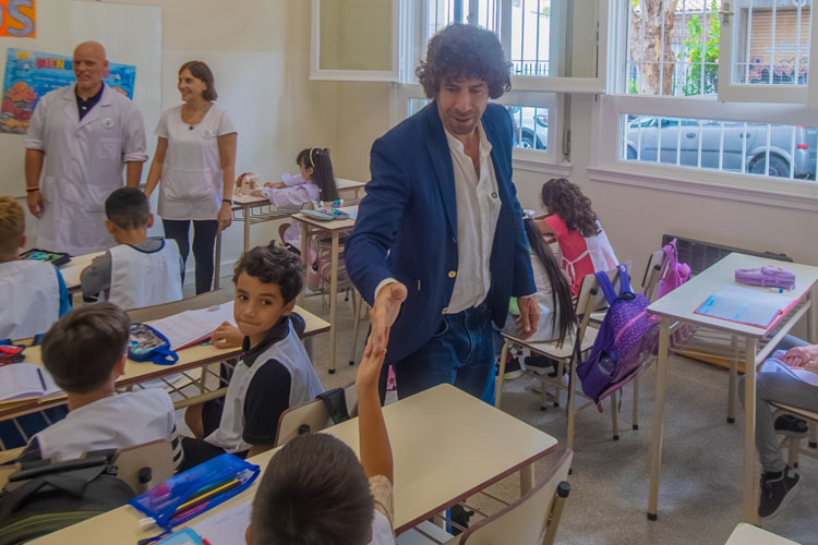 Juan Andreotti inauguró 7 escuelas renovadas en San Fernando