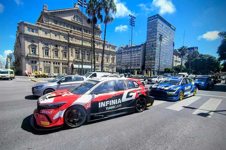 El TC 2000 llegó al Obelisco y anticipa la carrera en el circuito callejero de Villa Soldati