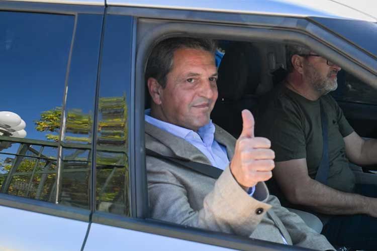 Sueños Compartidos en Tigre: Sergio Massa confirmó que el Municipio finalizó las obras por incumplimientos