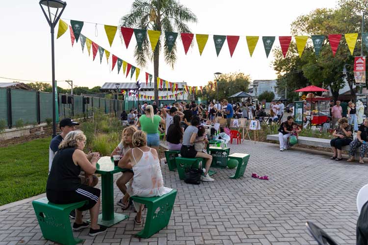 San Isidro inauguró la plazoleta La Turena en Martínez y suma un nuevo espacio verde