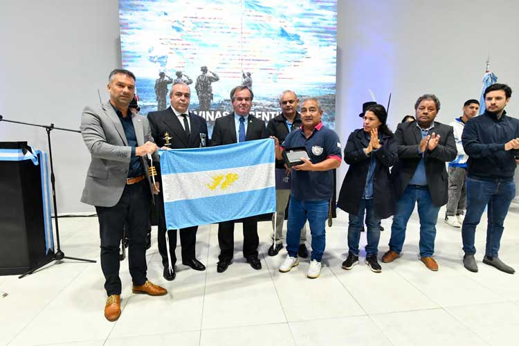 El HCD de Tigre homenajeó a los veteranos de Malvinas