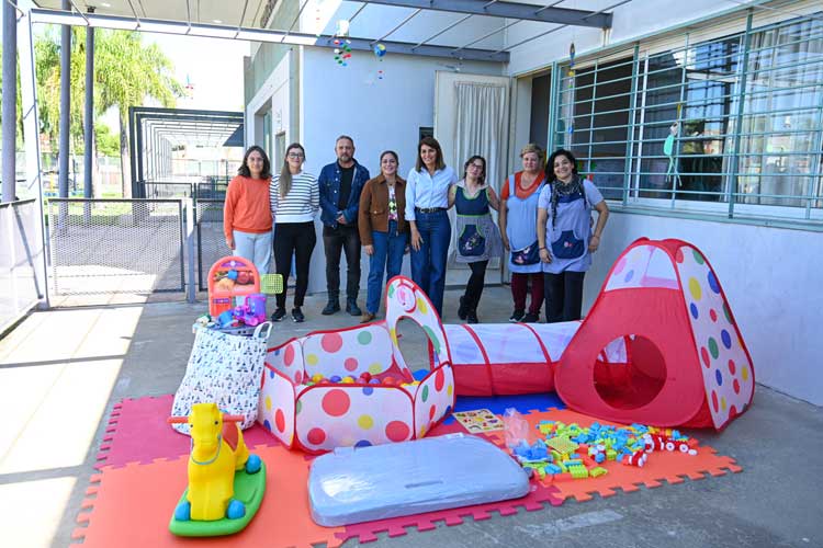 El Municipio de Tigre llevó materiales educativos al Jardín 945 de Don Torcuato