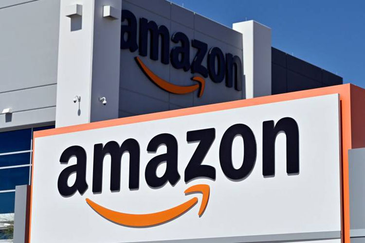 Amazon lanza su asistente de compras con IA: qué cambia y cómo usarlo en tu celular