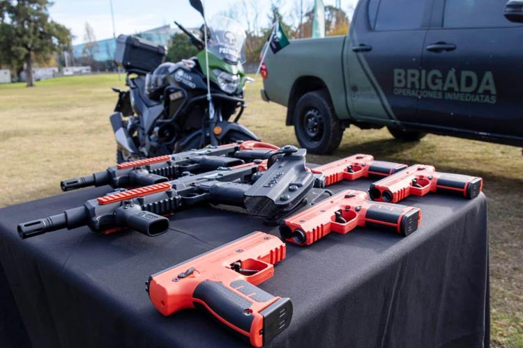 San Isidro equipa a la Patrulla Municipal con armas de baja letalidad y refuerza su estrategia de seguridad
