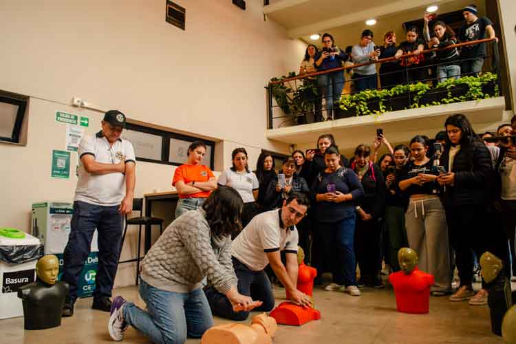 Más de 100 estudiantes de la UNDelta participaron de una capacitación en RCP y primeros auxilios