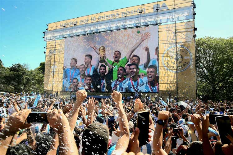 Buenos Aires activa “Ciudad Late Mundial” con Fan Fest en Plaza Seeber y transmisión de partidos en barrios