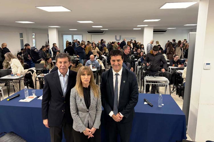 Maximiliano Abad presentó su libro “La Cuestión Bonaerense” en la Universidad Nacional Scalabrini Ortiz de San Isidro
