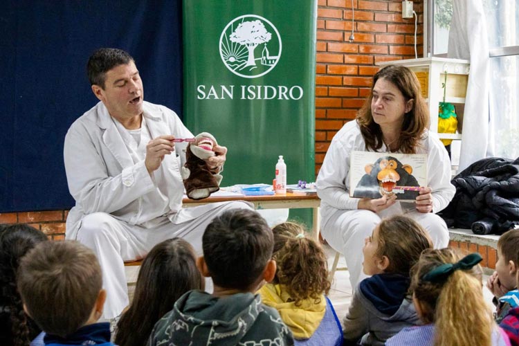 San Isidro lleva controles odontológicos y prevención bucal a los jardines municipales