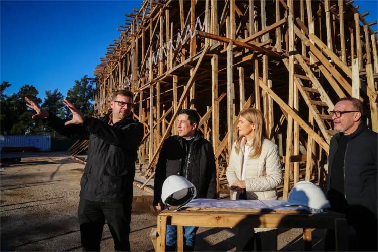 Magario y Nardini recorrieron las obras del Distrito Malvinas y supervisaron el avance del nuevo polo urbano
