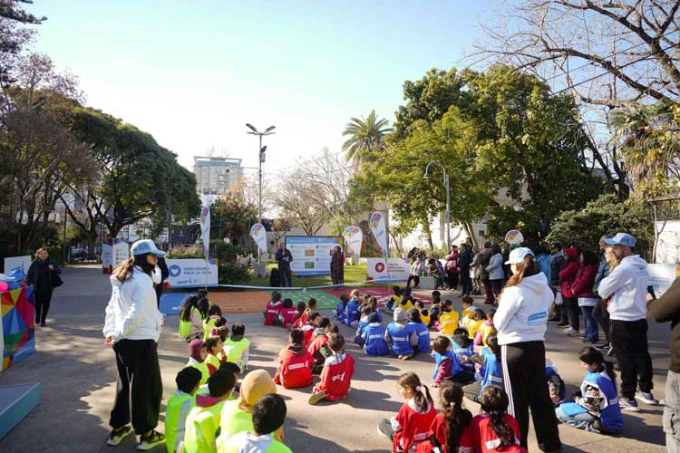 Vicente López sumó una Plaza Activa en Olivos con juegos, espacios recreativos y propuestas saludables