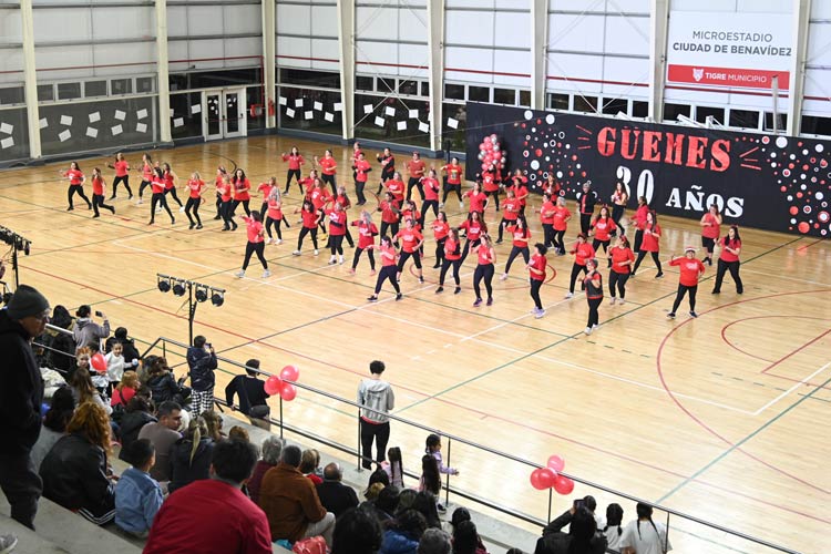 Polideportivo Güemes de Benavídez celebró sus 30 años y el Municipio anunció nuevas obras