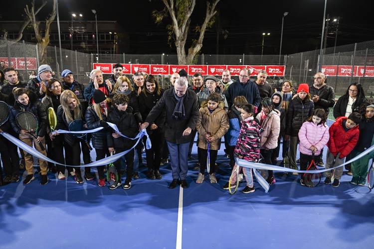 Tigre inauguró tres nuevas canchas de tenis en el Polideportivo General Pacheco