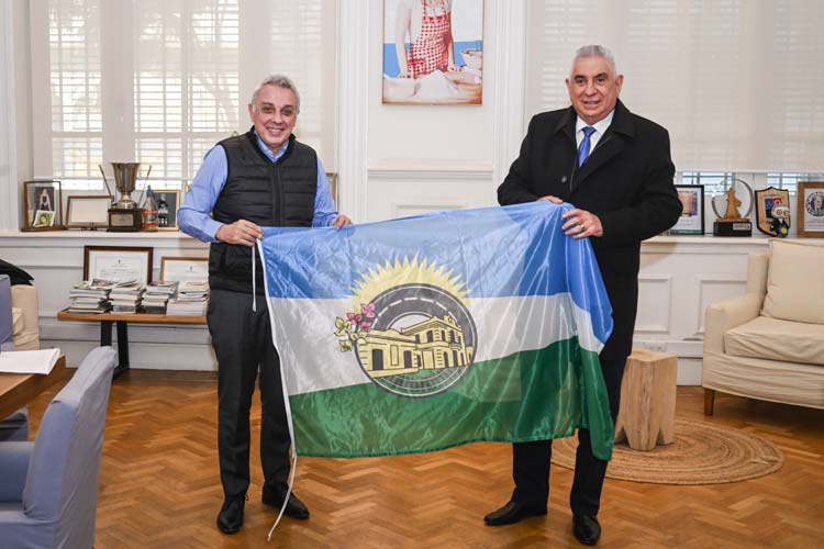 Julio Zamora y Jorge Jofré acordaron una agenda conjunta de innovación y turismo entre Tigre y Formosa Julio Zamora y Jorge Jofré acordaron una agenda conjunta de innovación y turismo entre Tigre y Formosa