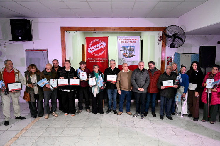 El Talar celebró sus 91 años con un homenaje a quienes construyen la identidad de la ciudad El Talar celebró sus 91 años con un homenaje a quienes construyen la identidad de la ciudad