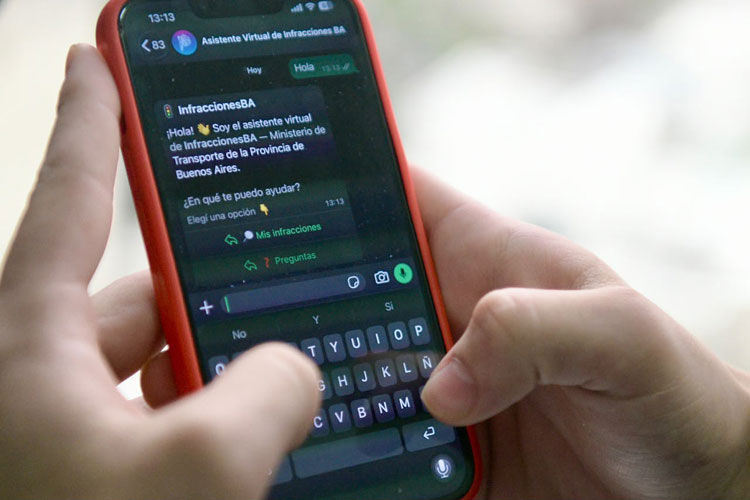 La Provincia habilitó un asistente virtual para consultar y pagar infracciones desde el celular