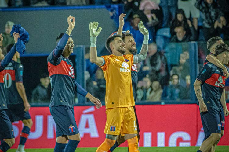 Tigre venció a River en Victoria y profundizó la crisis del Millonario