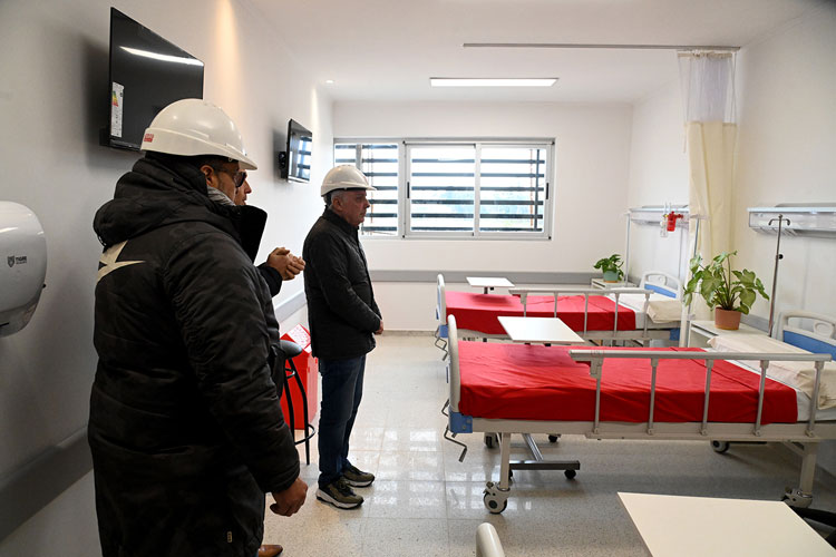 Julio Zamora recorrió el futuro hospital de Tigre y destacó el avance de la obra