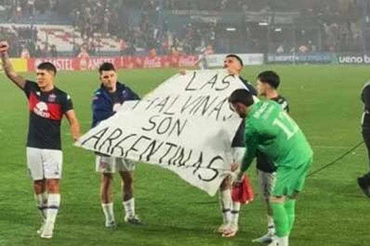 Tigre fue sancionado por Conmebol por la bandera de Malvinas en la Copa Sudamericana