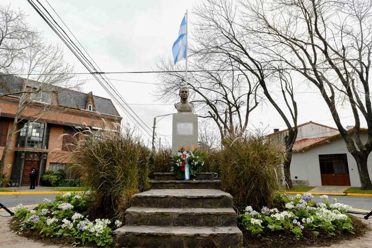 Vicente López homenajeó a San Martín a 176 años de su paso a la inmortalidad