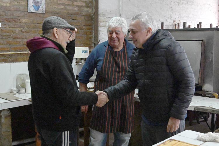 Julio Zamora se reunió con adultos mayores de Dique Luján y recorrió obras en La Armonía