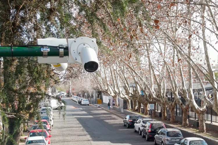 San Isidro conectó 2.600 cámaras y sumó inteligencia artificial para monitorear la ciudad