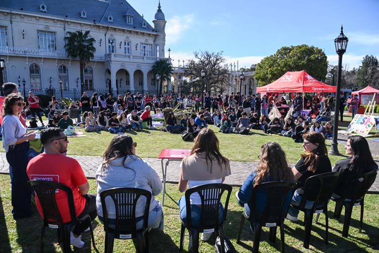 Tigre reunió a jóvenes en el MAT para hablar de derechos, empleo, salud y oportunidades