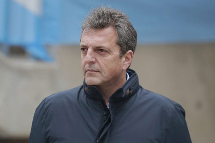 Sergio Massa reunió a intendentes en San Fernando y habló de la unidad del peronismo frente a Milei Sergio Massa reunió a intendentes en San Fernando y habló de la unidad del peronismo frente a Milei
