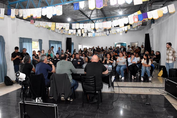 Vecinos de Tigre se organizan para crear comités barriales ante lluvias, anegamientos y crecidas Vecinos de Tigre se organizan para crear comités barriales ante lluvias, anegamientos y crecidas