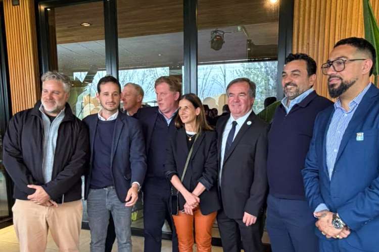 La Libertad Avanza reunió a sus dirigentes en Tigre y puso la mira en las elecciones de 2027