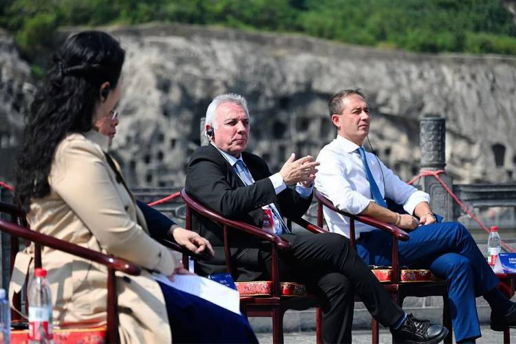Julio Zamora presentó en China el patrimonio cultural y natural de Tigre