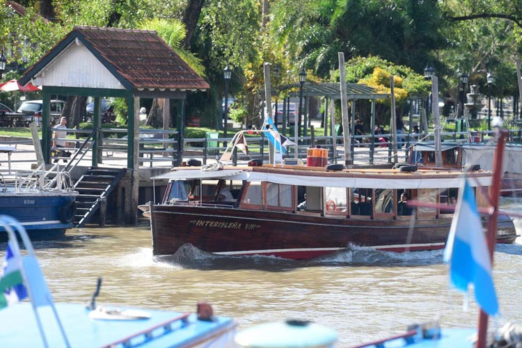 Transporte fluvial: la Provincia creó un registro único para prestadores y embarcaciones