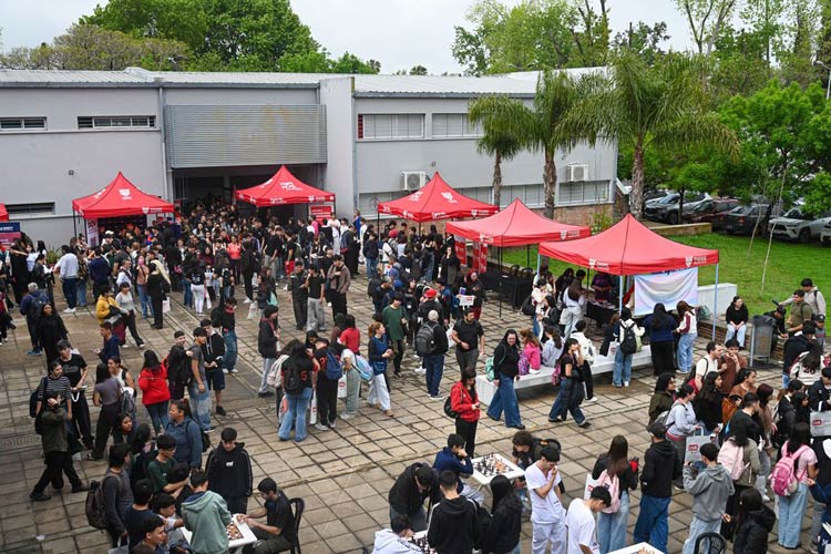 Tigre reunió a más de 550 personas en la Expo CUT Universidades 2026 -Julio ZAmora