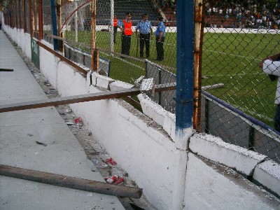 Vista de la tribuna visitante de la cancha de Tigre después del partido.